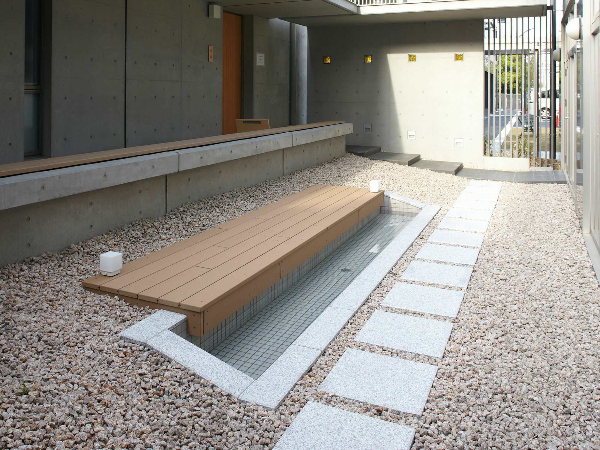 Osaka Academia Hotel Exterior photo